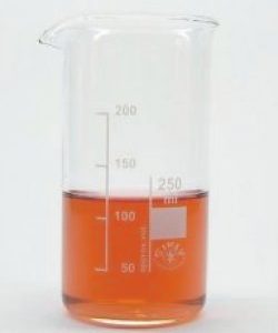 Bicchiere con becco forma alta 100 ml  1 pz.