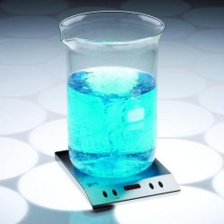 Agitatori magnetici MIX 1 XL  Tipo MIX 1 XL Velocità di rotazione 60 - 2000 rpm Volume di  agitazione 500 - 40000 ml Dimensioni