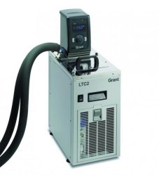 Termostati refrigerati  a circolazione LTC2/LTC4  Tipo LTC 2 Capacità 5 litri Range  temp. -25 ... +100 max. °C Potenza riscald