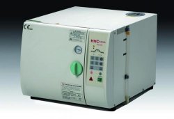 Autoclavi da banco HMT FA/-MA e -MB   Tipo HMT 230 MA Capacità 16 Litri Camera Ø x altezza 230 x 410 mm Lungh. 594 mm Largh. 52