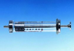 Siringhe, Vetro-metallo  Capacità 5 ml Attacco tipo Luer
