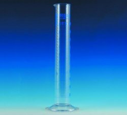 Cilindri graduati, vetro borosilicato 3.3, forma alta, classe A, graduazioni blu  Capacità 10 ml Tolleranza 0,100 ± ml Altezza