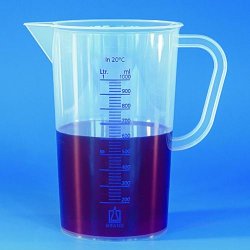 Caraffe graduate, PP, scala blu o in rilievo Capacità 100 ml Grad. 2 ml Diam. 54 mm Altezza 85 mm Graduazioni blu