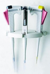 SUPPORTO a parete per pipette  Tipo SUPPORTO a parete per pipette