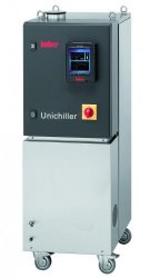 Unichiller® (da posizionamento libero) con raffreddamento a torre raffreddata ad acqua  Tipo Unichiller® 020Tw Range Temp.  di