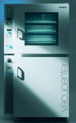 Cabina per pompa da vuoto Vacucenter 1  Tipo con pompa a diaframma MD12H Portata  max 9,6 m³ / h