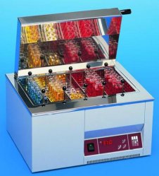 Bagni ad acqua per incubazione / inattivazione   Tipo 1002 Capacità 7 Litri Dim.  esterne (L x P x H) 340 x 395 x 255 mm Dim.  