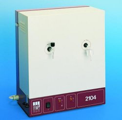 Bi-Distillatori per acqua Tipo 2108 Produzione 8 l / h Fabbisogno acqua di raffreddamento 198 ca. l / h Dimensioni (L x P x