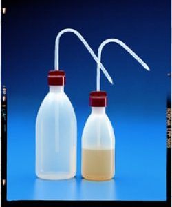 Spruzzette in PE Spruzzetta in PE con puntina estraibile ml 100  1 pz.